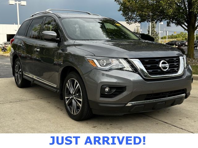 2017 Nissan Pathfinder Platinum