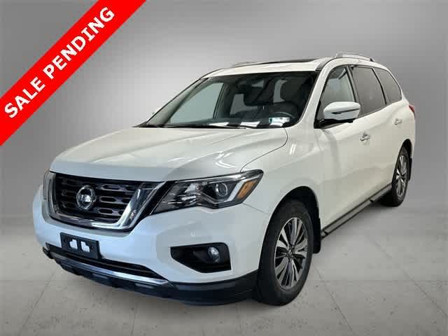 2017 Nissan Pathfinder SL