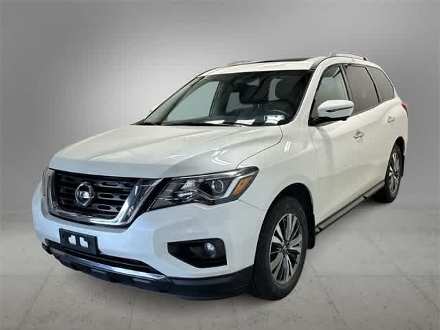 2017 Nissan Pathfinder SL