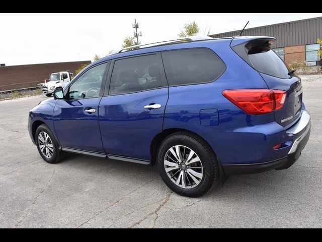 2017 Nissan Pathfinder SL