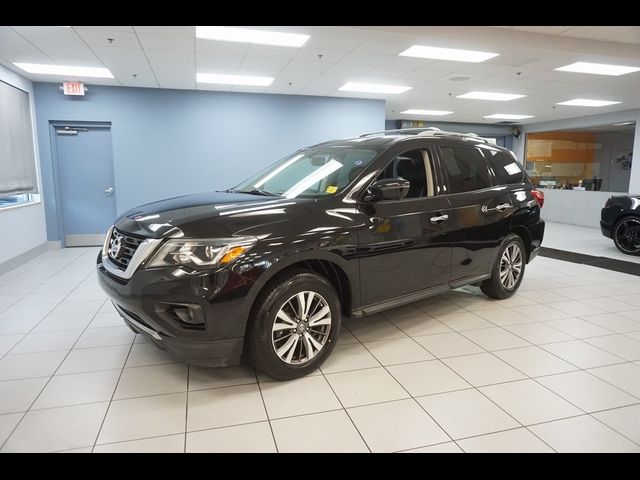 2017 Nissan Pathfinder SL