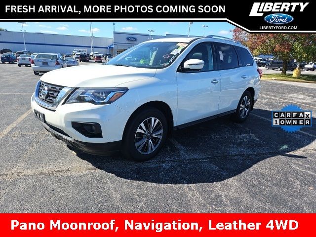 2017 Nissan Pathfinder SL