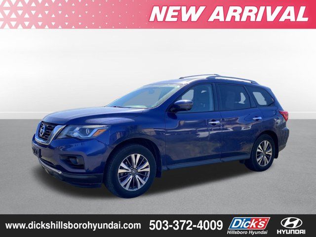 2017 Nissan Pathfinder SL