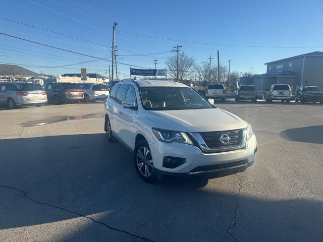 2017 Nissan Pathfinder SL