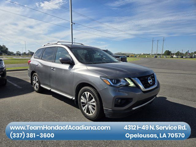 2017 Nissan Pathfinder SL