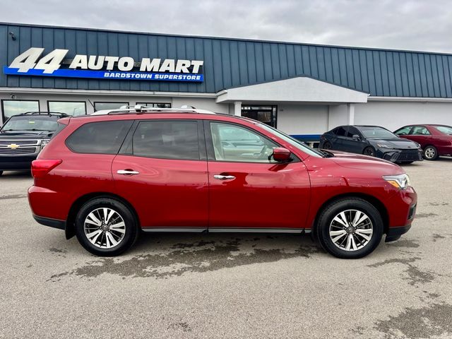 2017 Nissan Pathfinder SL