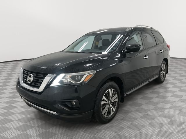 2017 Nissan Pathfinder SL