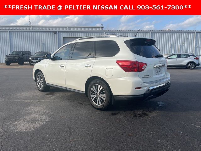 2017 Nissan Pathfinder SL