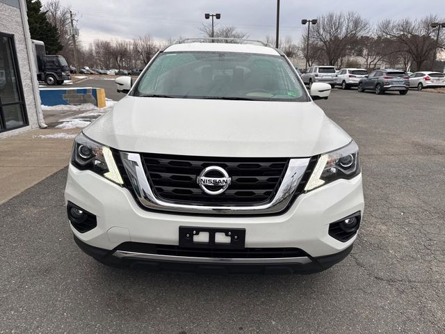 2017 Nissan Pathfinder SL