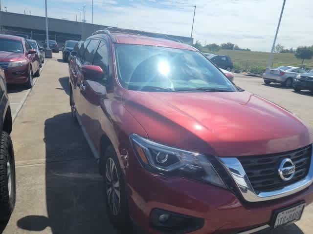 2017 Nissan Pathfinder SL