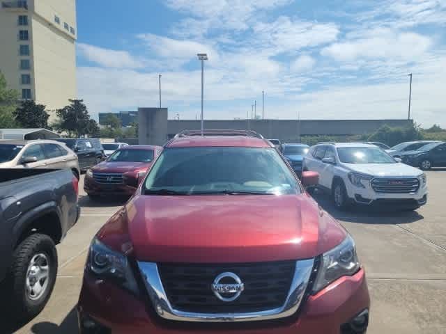 2017 Nissan Pathfinder SL