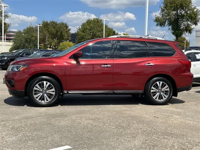 2017 Nissan Pathfinder SL