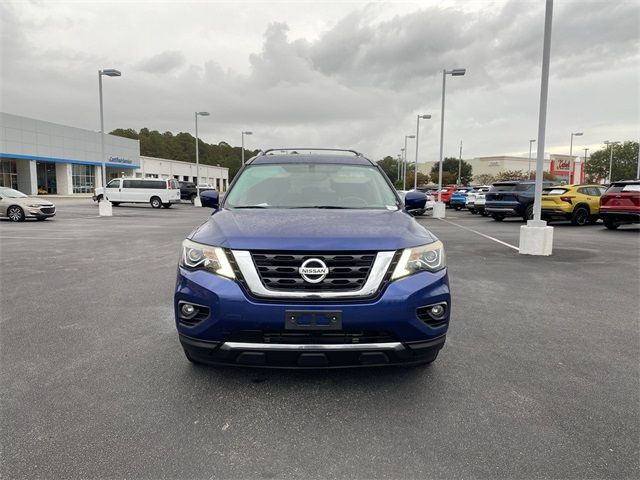 2017 Nissan Pathfinder SL