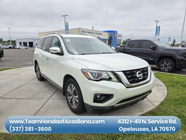 2017 Nissan Pathfinder SL
