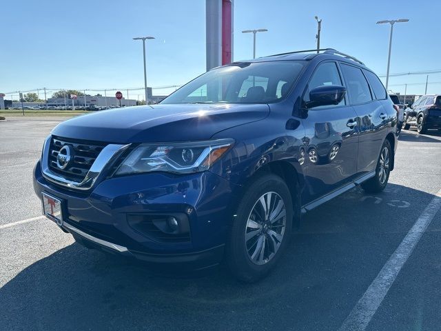 2017 Nissan Pathfinder SL