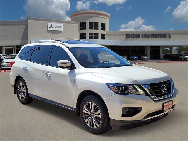 2017 Nissan Pathfinder SL