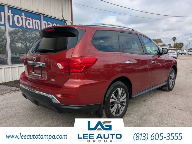 2017 Nissan Pathfinder SL