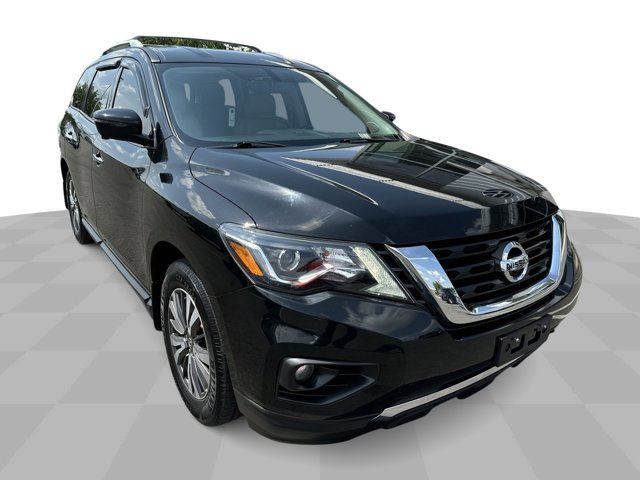 2017 Nissan Pathfinder SL