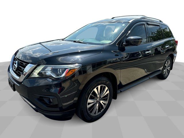 2017 Nissan Pathfinder SL