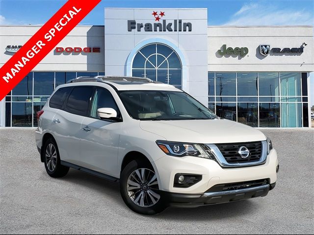 2017 Nissan Pathfinder SL