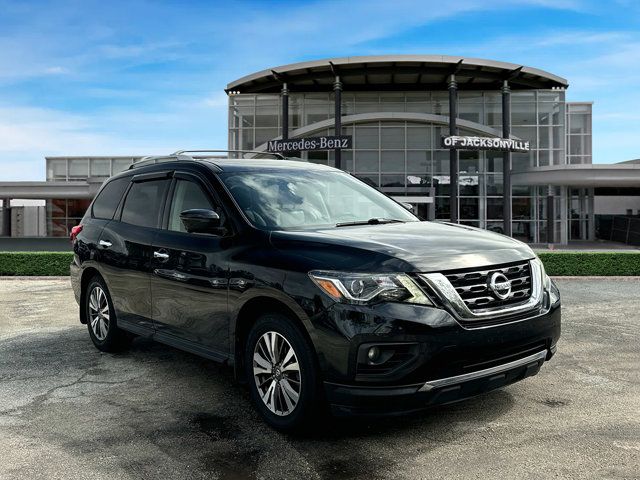 2017 Nissan Pathfinder SL