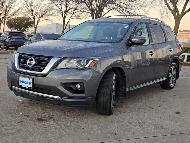 2017 Nissan Pathfinder SL