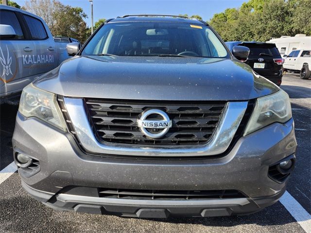 2017 Nissan Pathfinder SL