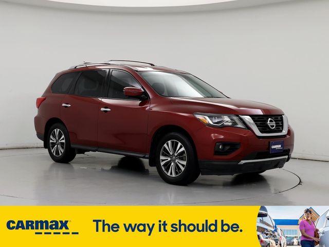 2017 Nissan Pathfinder SL