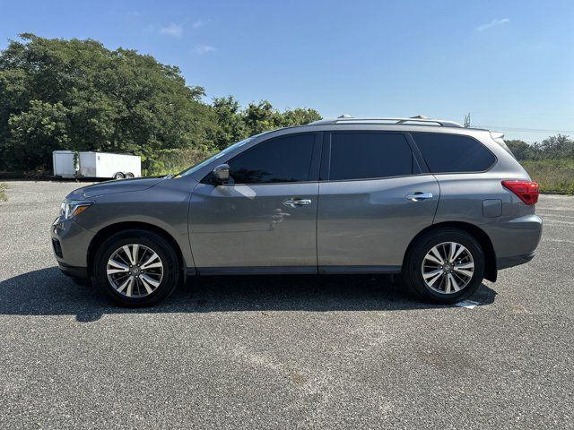 2017 Nissan Pathfinder SL