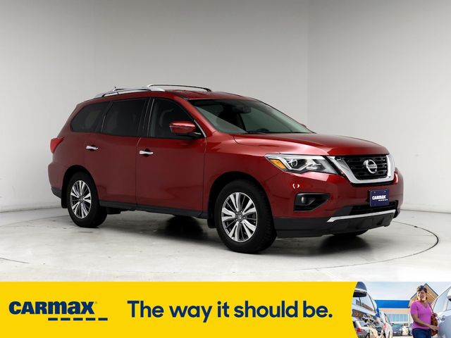 2017 Nissan Pathfinder SL