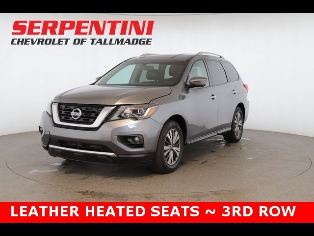 2017 Nissan Pathfinder SL