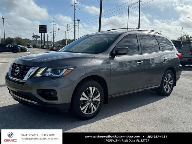 2017 Nissan Pathfinder SL