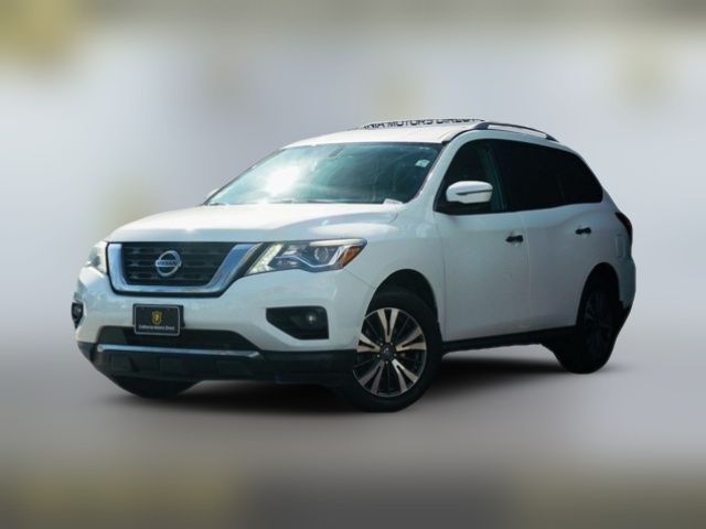 2017 Nissan Pathfinder SL