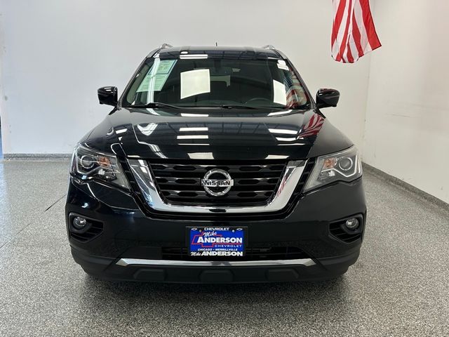 2017 Nissan Pathfinder SL