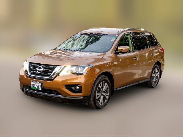 2017 Nissan Pathfinder SL