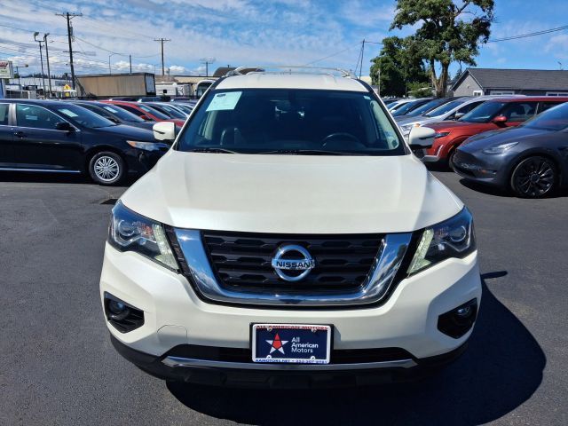 2017 Nissan Pathfinder SL