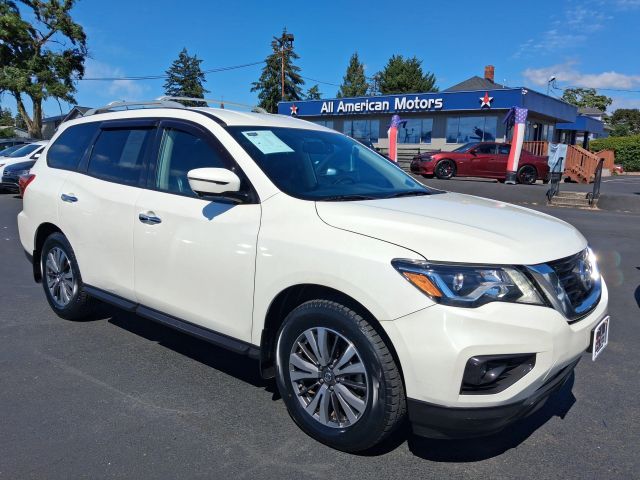 2017 Nissan Pathfinder SL