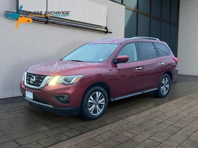 2017 Nissan Pathfinder SL