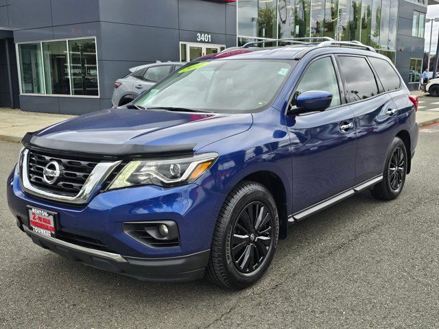 2017 Nissan Pathfinder SL