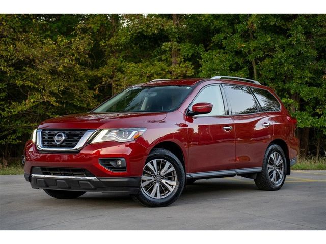 2017 Nissan Pathfinder SV