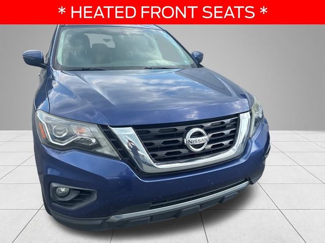 2017 Nissan Pathfinder SV
