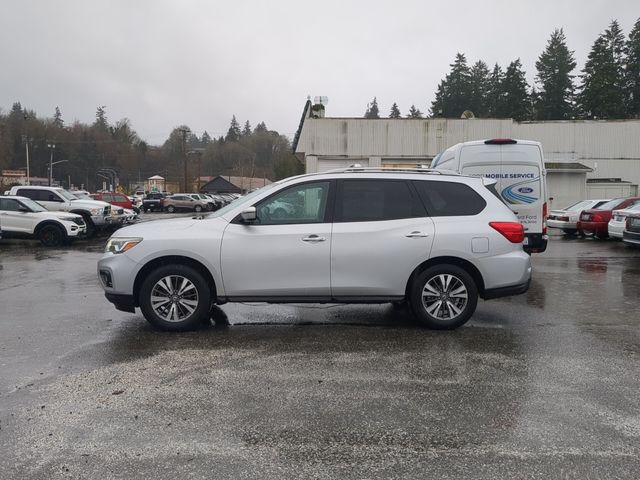 2017 Nissan Pathfinder SV