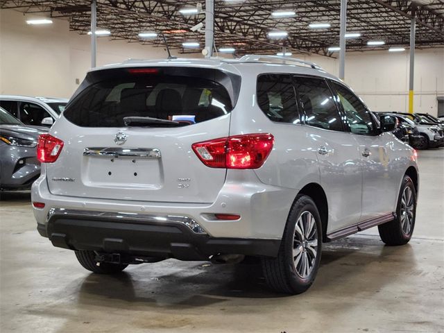 2017 Nissan Pathfinder SV