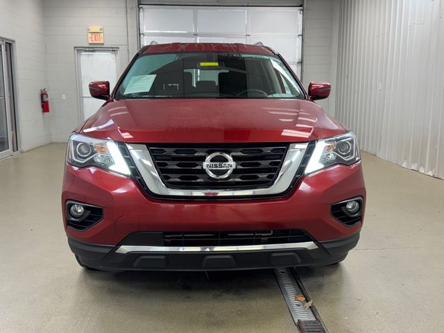 2017 Nissan Pathfinder SV