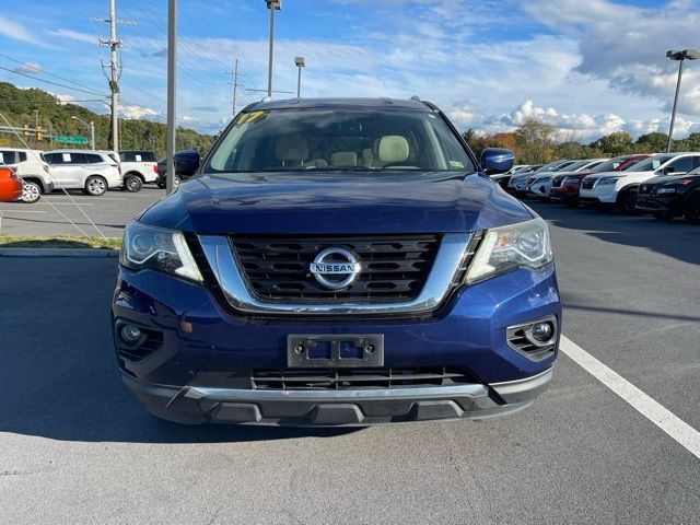 2017 Nissan Pathfinder SV