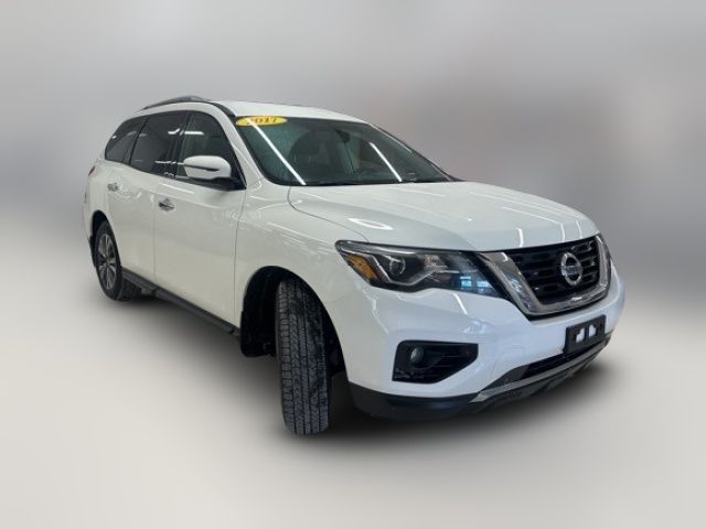 2017 Nissan Pathfinder SV