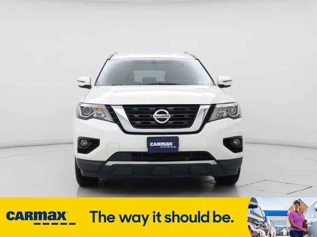 2017 Nissan Pathfinder SV