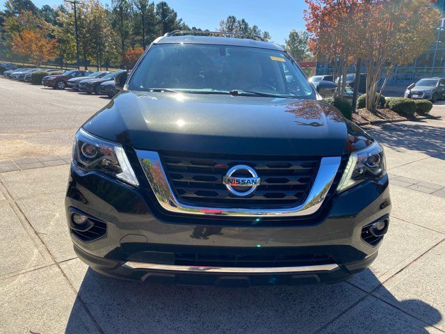 2017 Nissan Pathfinder SV