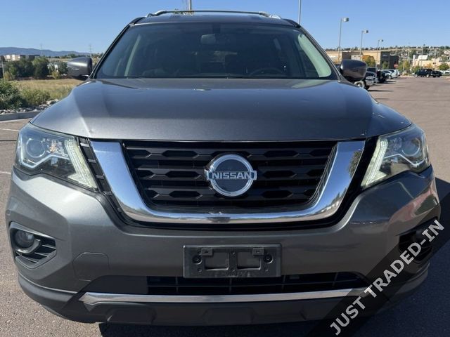 2017 Nissan Pathfinder SV