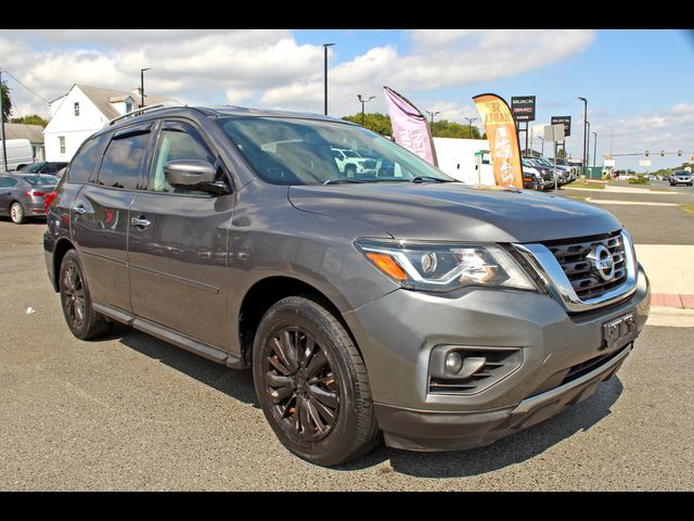 2017 Nissan Pathfinder SV